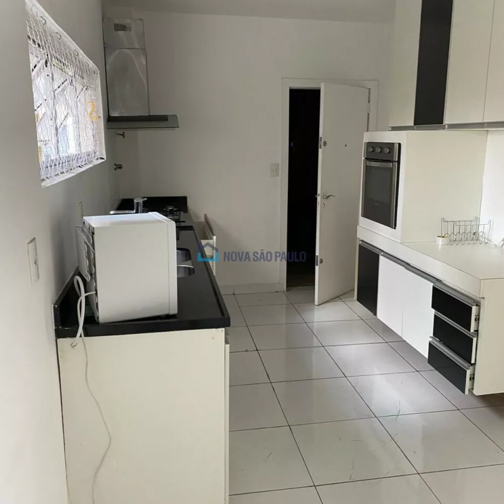 Apartamento à venda com 3 quartos, 126m² - Foto 1