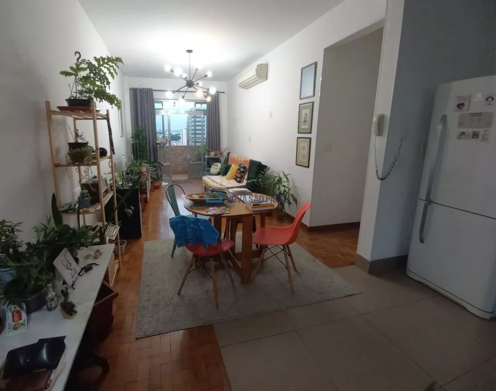 Apartamento à venda com 3 quartos, 125m² - Foto 2