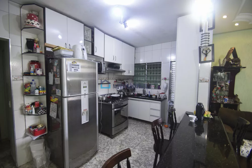 Casa à venda com 7 quartos, 300m² - Foto 23