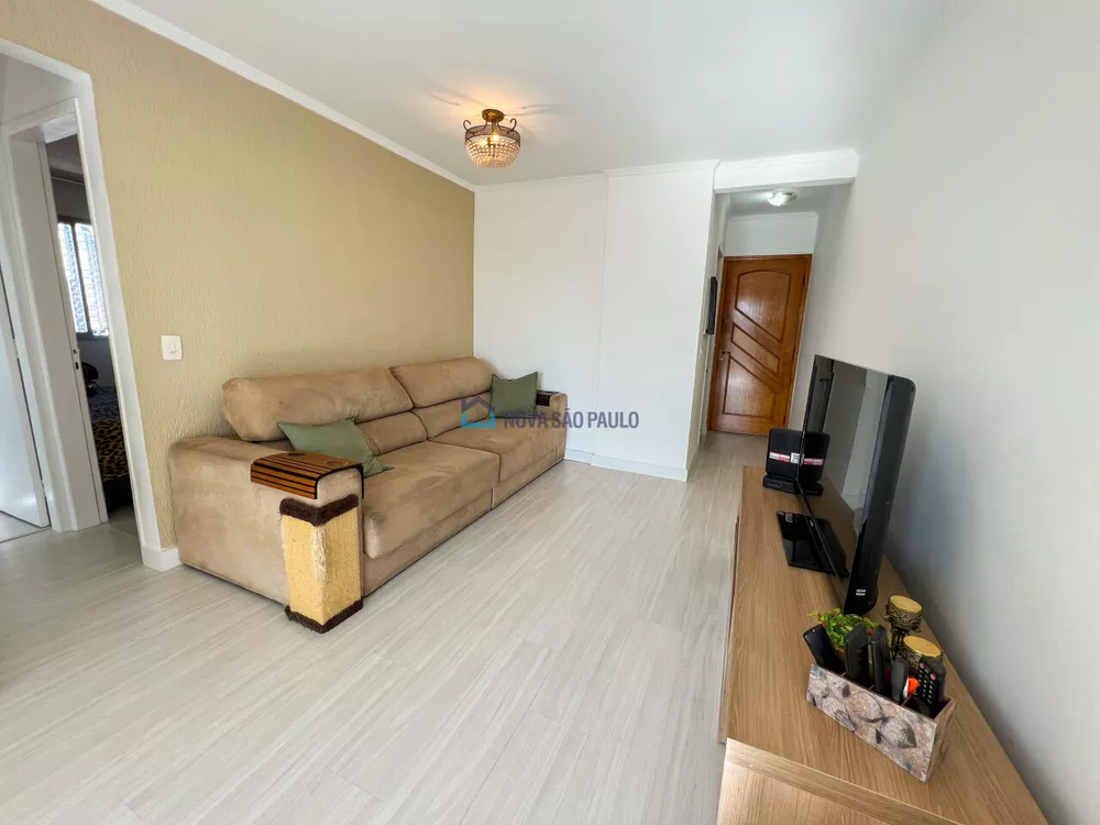 Apartamento à venda com 2 quartos, 61m² - Foto 2