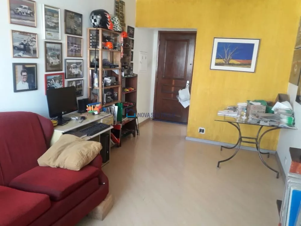 Apartamento à venda com 2 quartos, 75m² - Foto 1