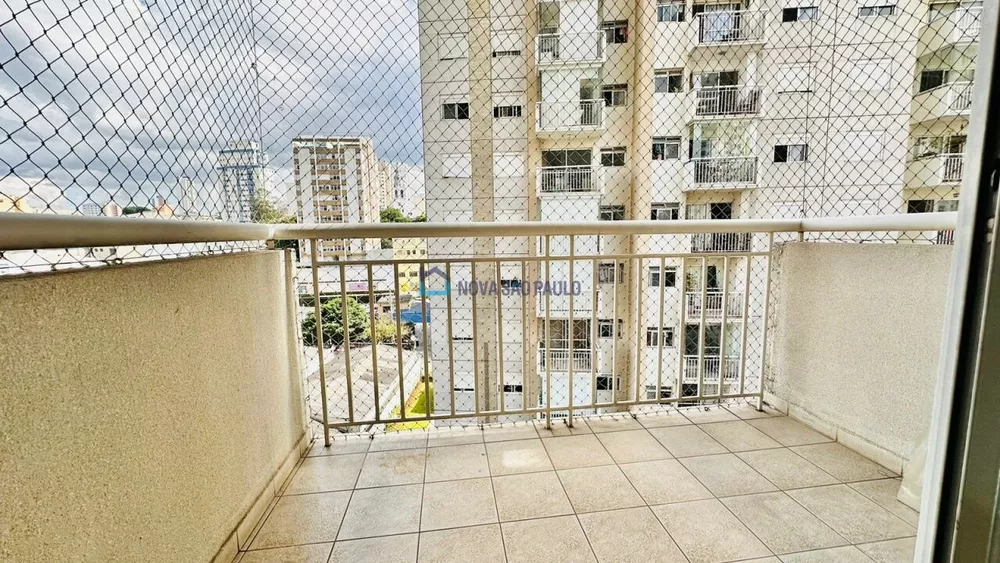 Apartamento à venda com 2 quartos, 64m² - Foto 2