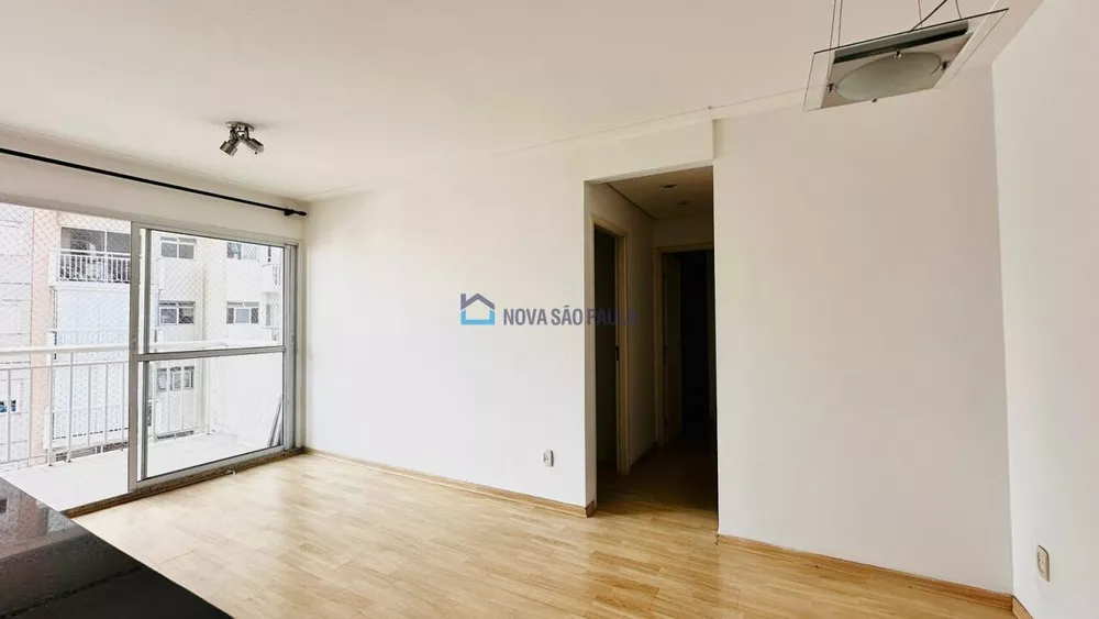 Apartamento à venda com 2 quartos, 64m² - Foto 1