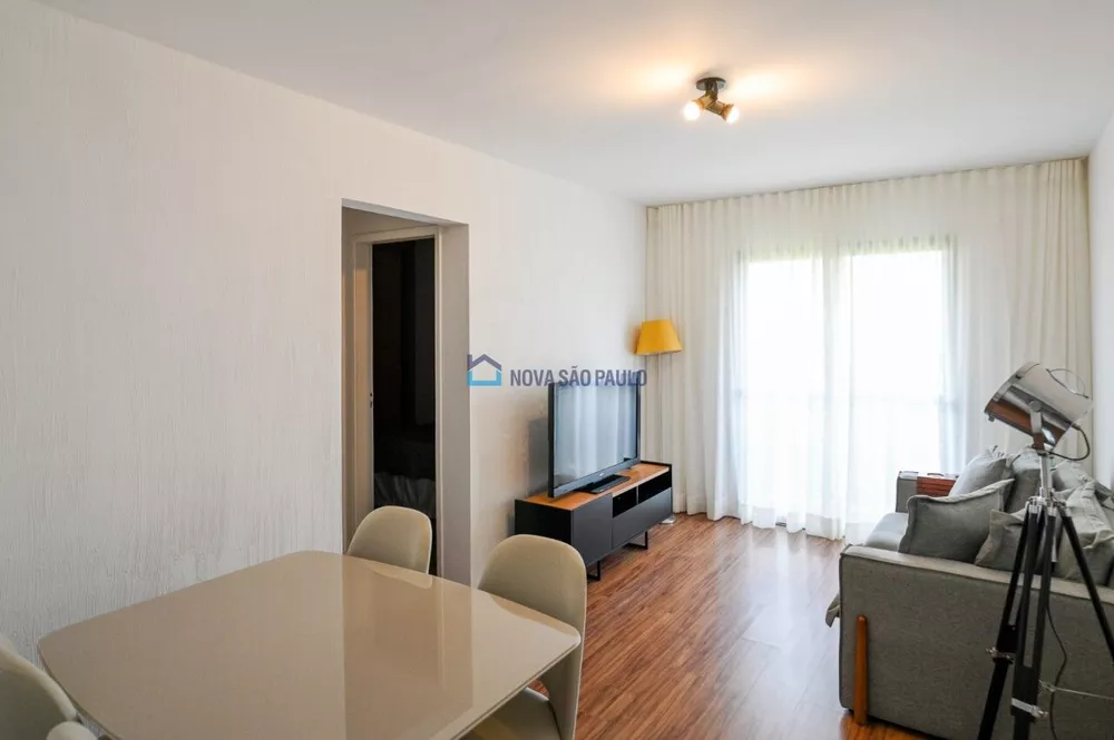 Apartamento à venda com 2 quartos, 65m² - Foto 2