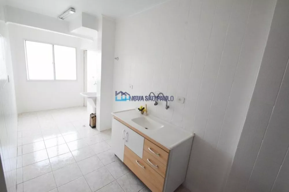 Apartamento à venda com 3 quartos, 72m² - Foto 4