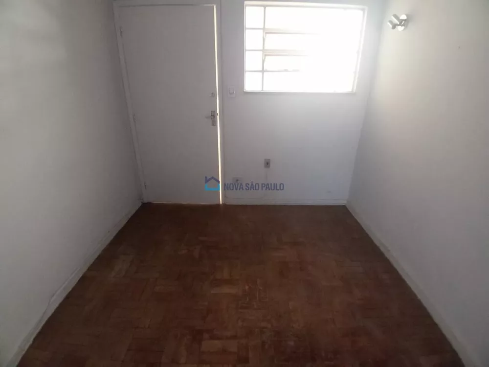 Apartamento à venda com 1 quarto, 42m² - Foto 1