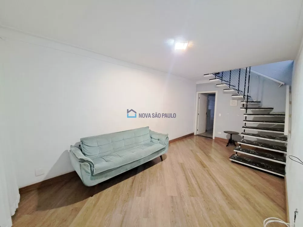 Casa à venda com 2 quartos, 109m² - Foto 1