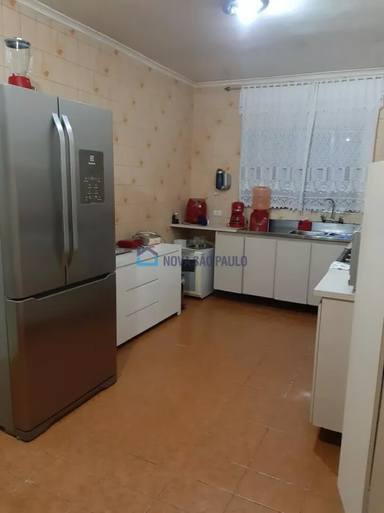 Casa à venda com 3 quartos, 170m² - Foto 4