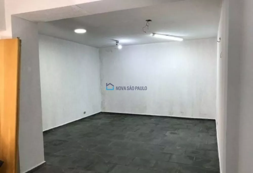 Casa à venda com 3 quartos, 202m² - Foto 1