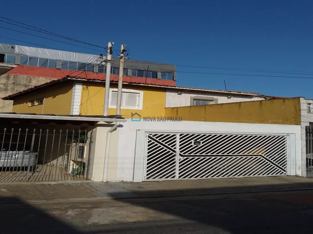 Casa à venda com 2 quartos, 146m² - Foto 1