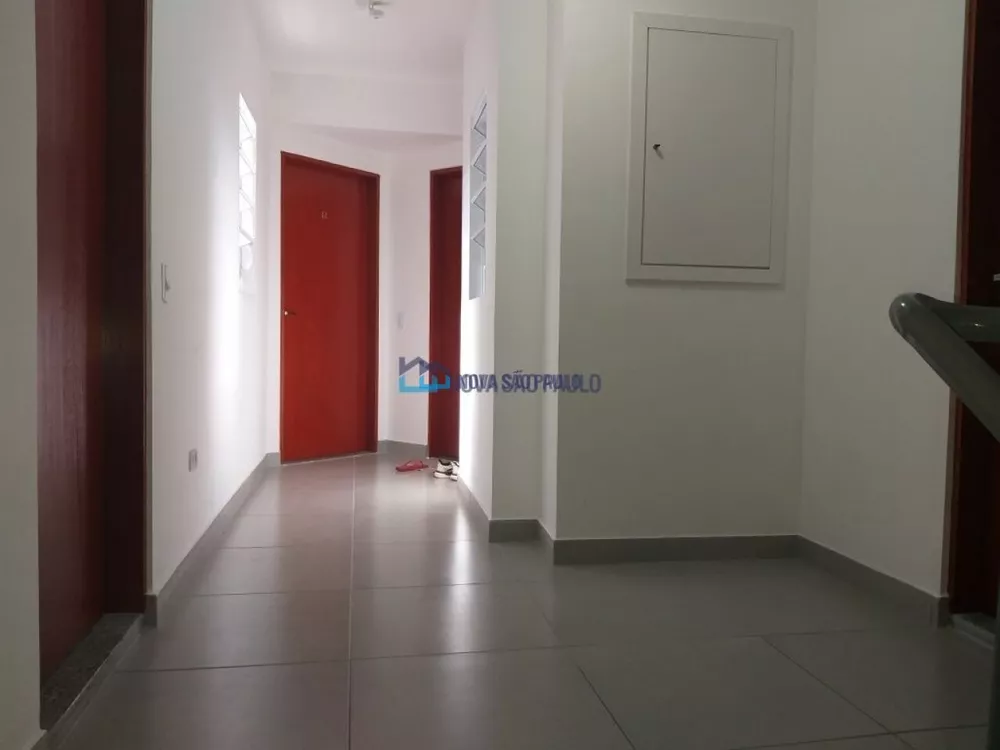 Apartamento para alugar com 2 quartos, 40m² - Foto 4