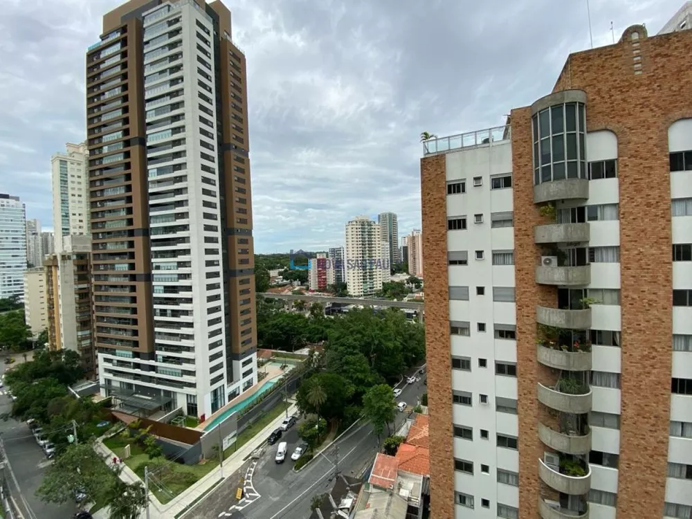 Apartamento à venda com 3 quartos, 192m² - Foto 6