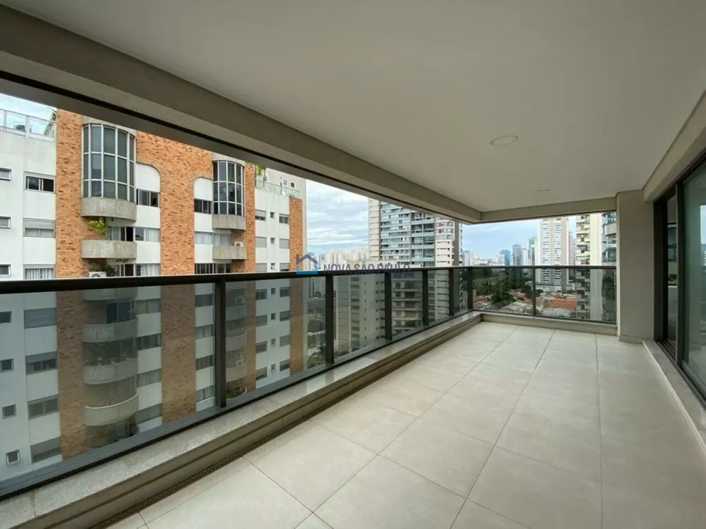 Apartamento à venda com 3 quartos, 192m² - Foto 8