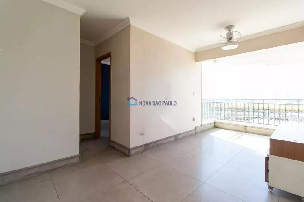 Apartamento à venda com 1 quarto, 42m² - Foto 1