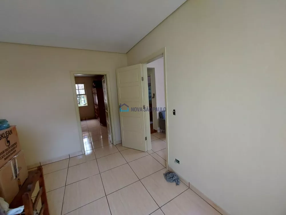 Casa à venda com 2 quartos, 179m² - Foto 4