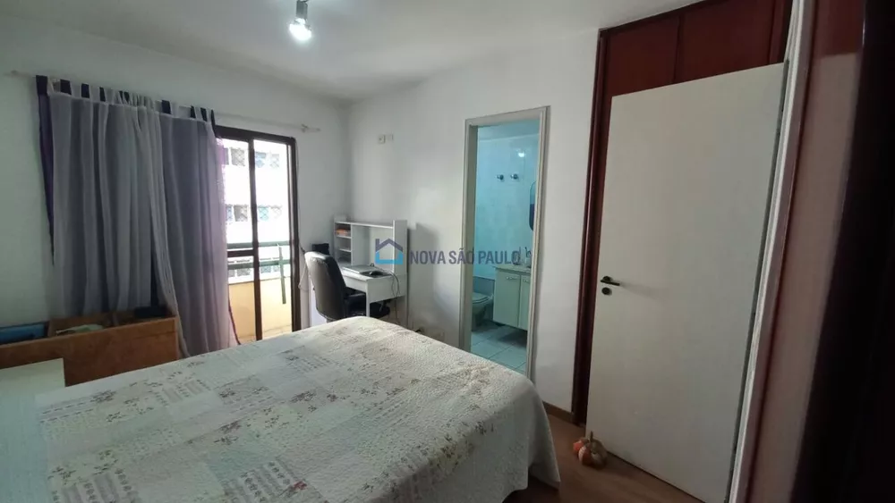 Apartamento à venda com 3 quartos, 94m² - Foto 8