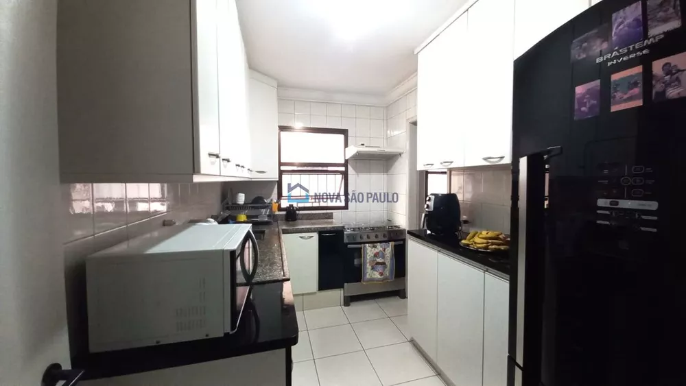 Apartamento à venda com 3 quartos, 94m² - Foto 1