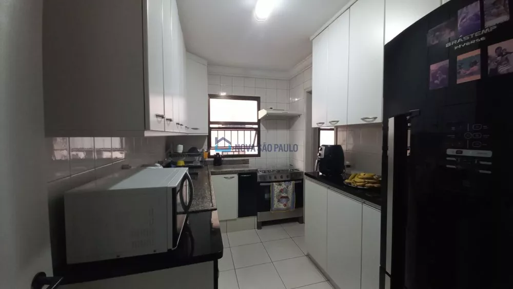 Apartamento à venda com 3 quartos, 94m² - Foto 4