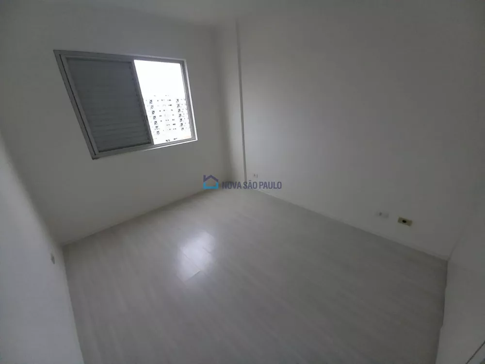 Apartamento para alugar com 2 quartos, 75m² - Foto 7