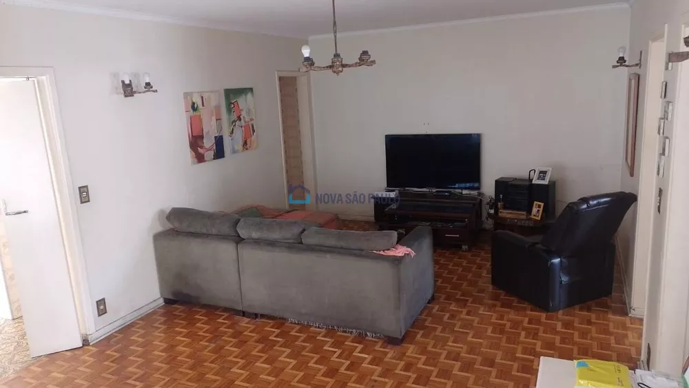 Casa à venda com 3 quartos, 170m² - Foto 1