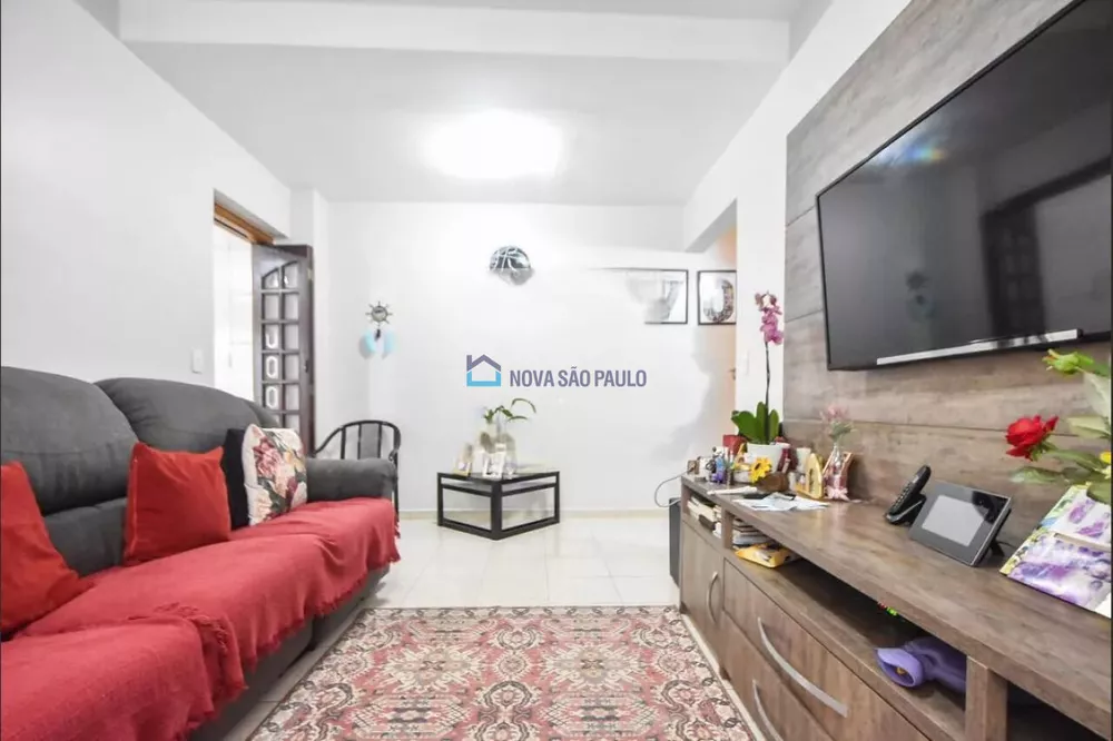 Casa à venda com 4 quartos, 170m² - Foto 2