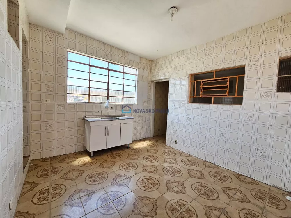 Casa à venda com 5 quartos, 150m² - Foto 4