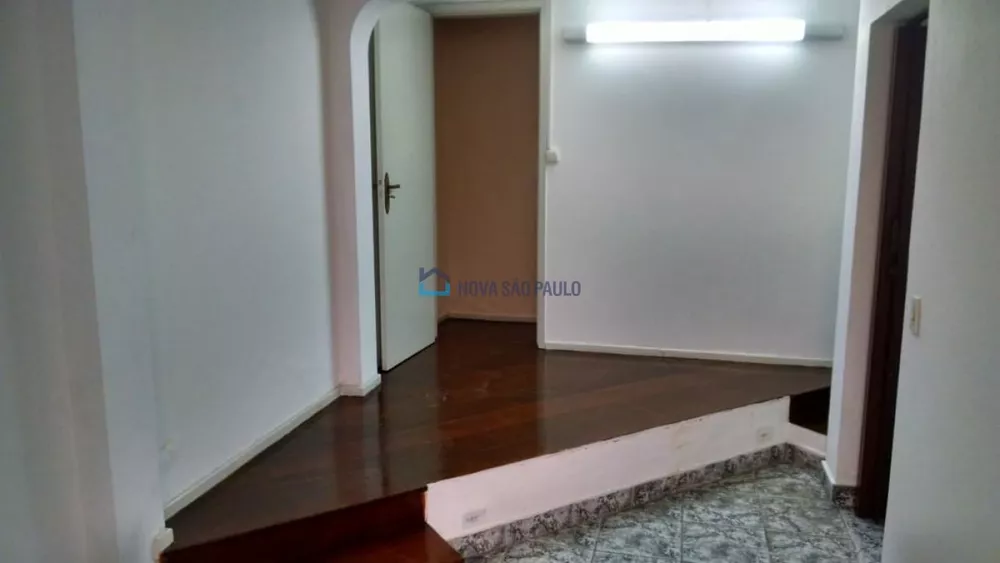 Casa à venda com 4 quartos, 307m² - Foto 8