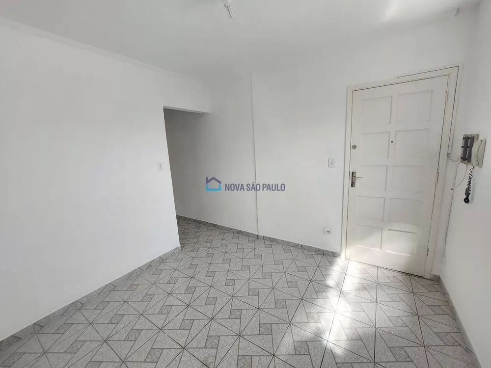 Apartamento para alugar com 1 quarto, 50m² - Foto 4