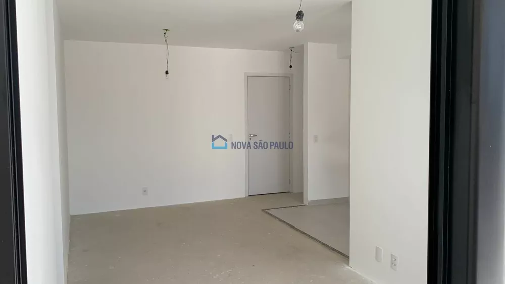 Apartamento à venda com 2 quartos, 80m² - Foto 8