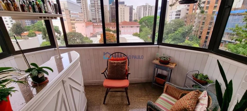 Apartamento à venda com 4 quartos, 220m² - Foto 3