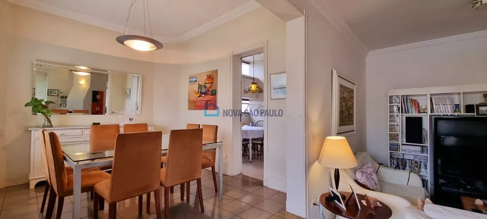 Apartamento à venda com 4 quartos, 220m² - Foto 1