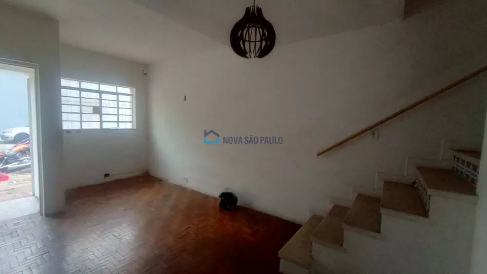 Casa à venda com 2 quartos, 75m² - Foto 2