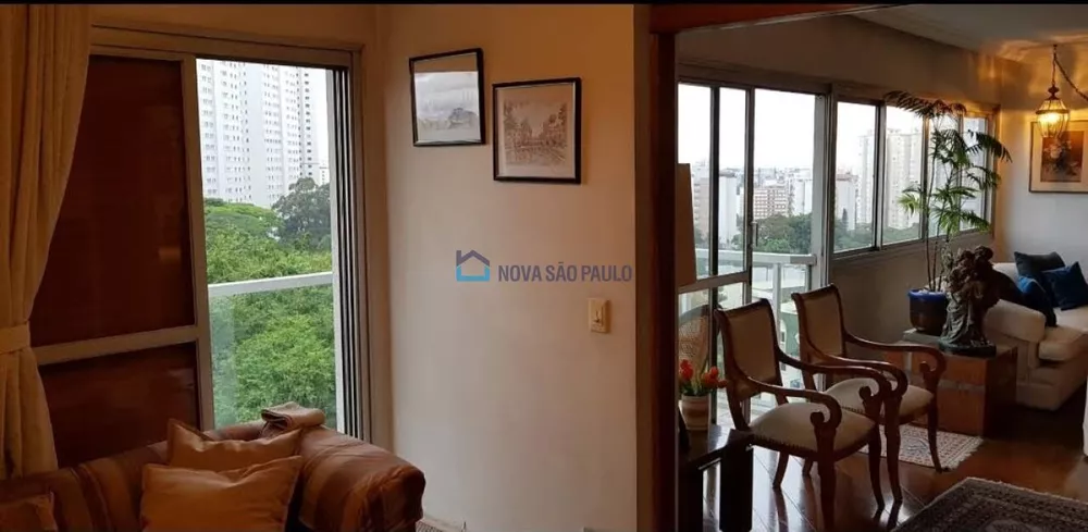 Apartamento à venda com 4 quartos, 159m² - Foto 3