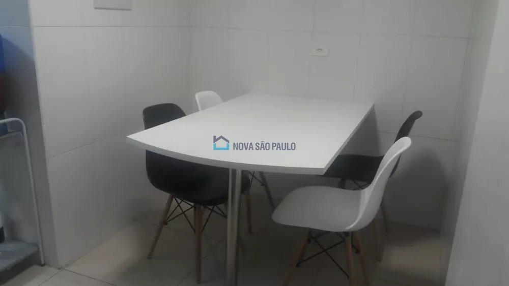 Apartamento à venda com 3 quartos, 93m² - Foto 4