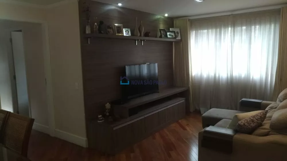 Apartamento à venda com 3 quartos, 93m² - Foto 1