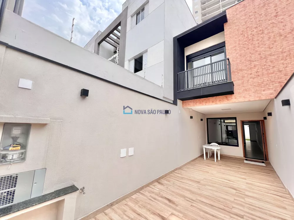 Casa à venda com 3 quartos, 130m² - Foto 1