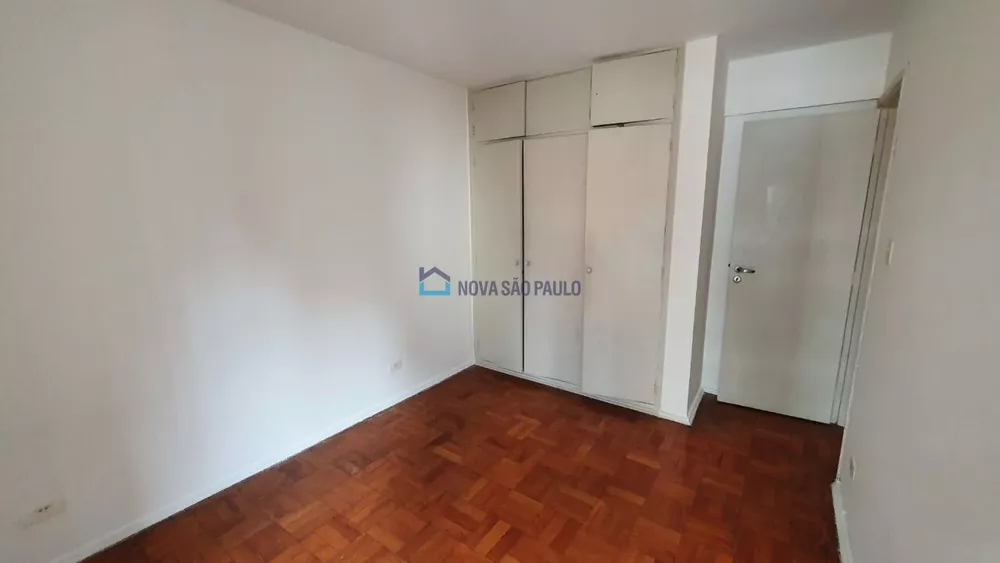 Apartamento à venda com 2 quartos, 70m² - Foto 4