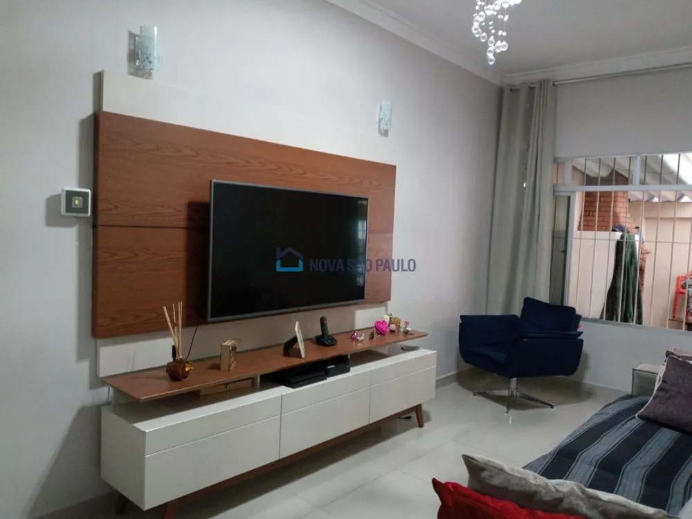 Casa à venda com 3 quartos, 100m² - Foto 1