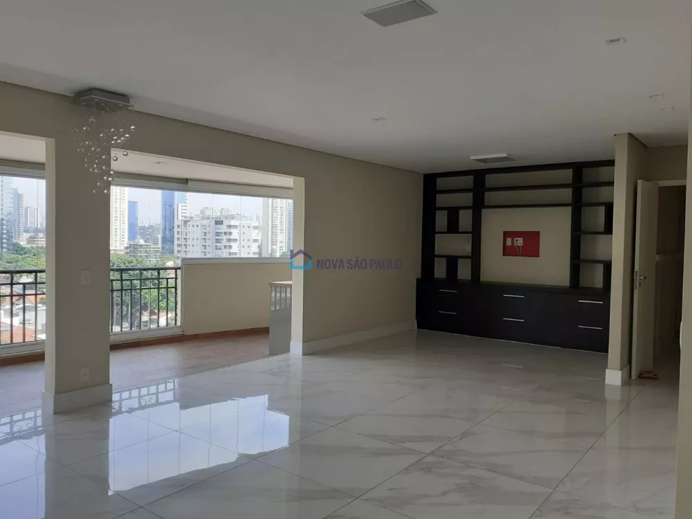 Apartamento à venda com 3 quartos, 172m² - Foto 4