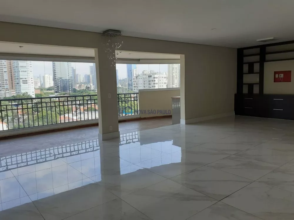 Apartamento à venda com 3 quartos, 172m² - Foto 3