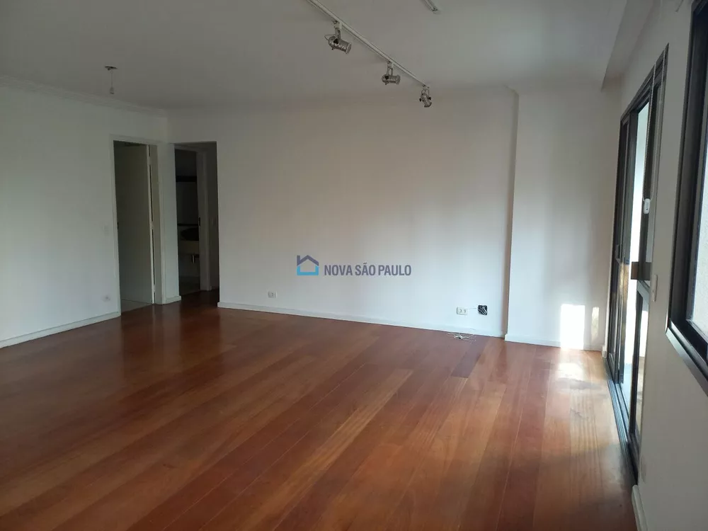 Apartamento à venda com 3 quartos, 129m² - Foto 3