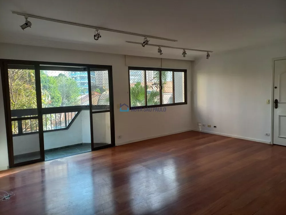 Apartamento à venda com 3 quartos, 129m² - Foto 1