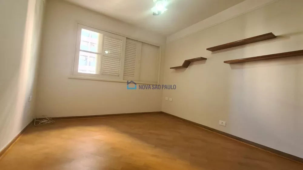 Apartamento à venda com 3 quartos, 126m² - Foto 4