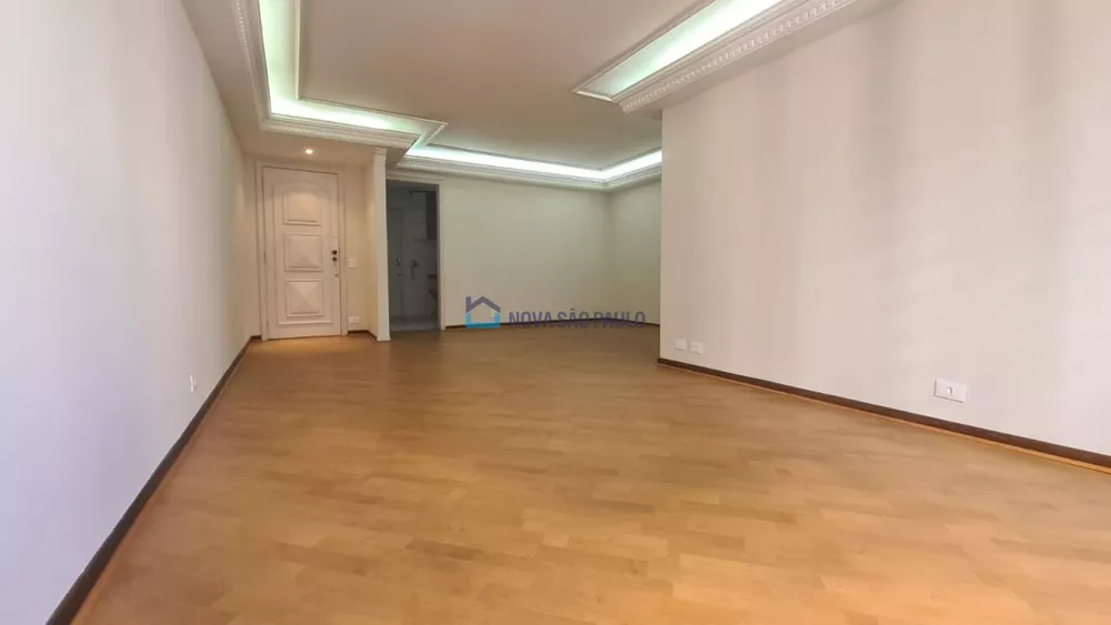 Apartamento à venda com 3 quartos, 126m² - Foto 2