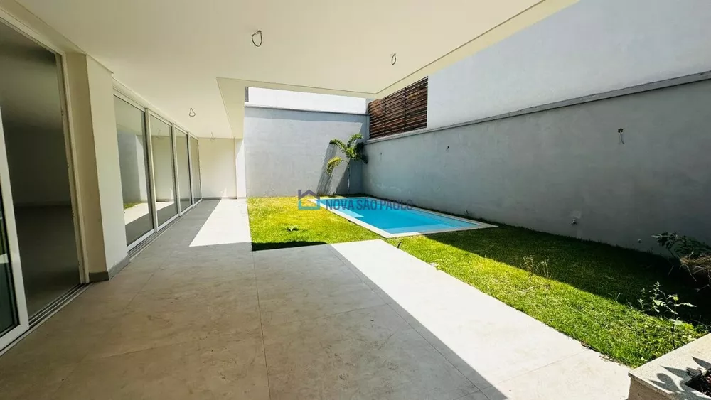 Casa de Condomínio à venda com 4 quartos, 450m² - Foto 3