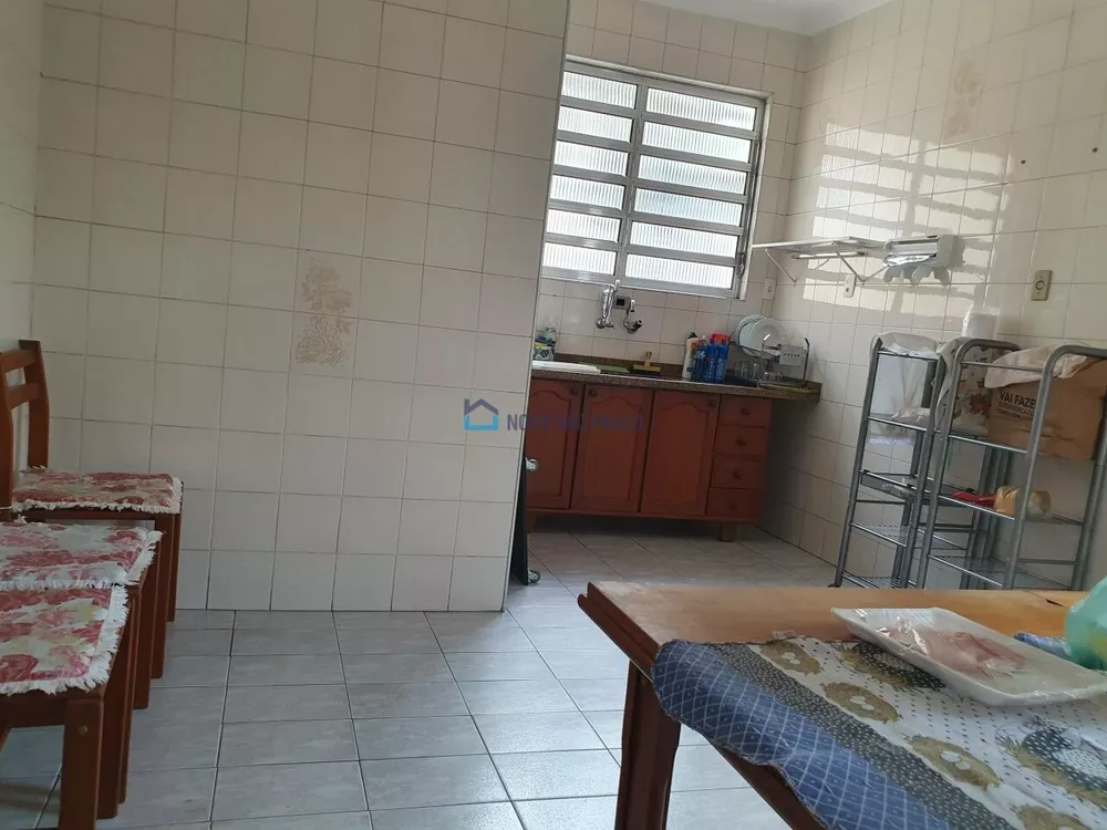 Casa para alugar com 3 quartos, 104m² - Foto 2