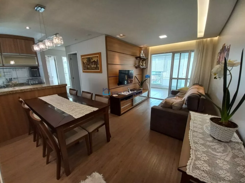 Apartamento à venda com 3 quartos, 73m² - Foto 1