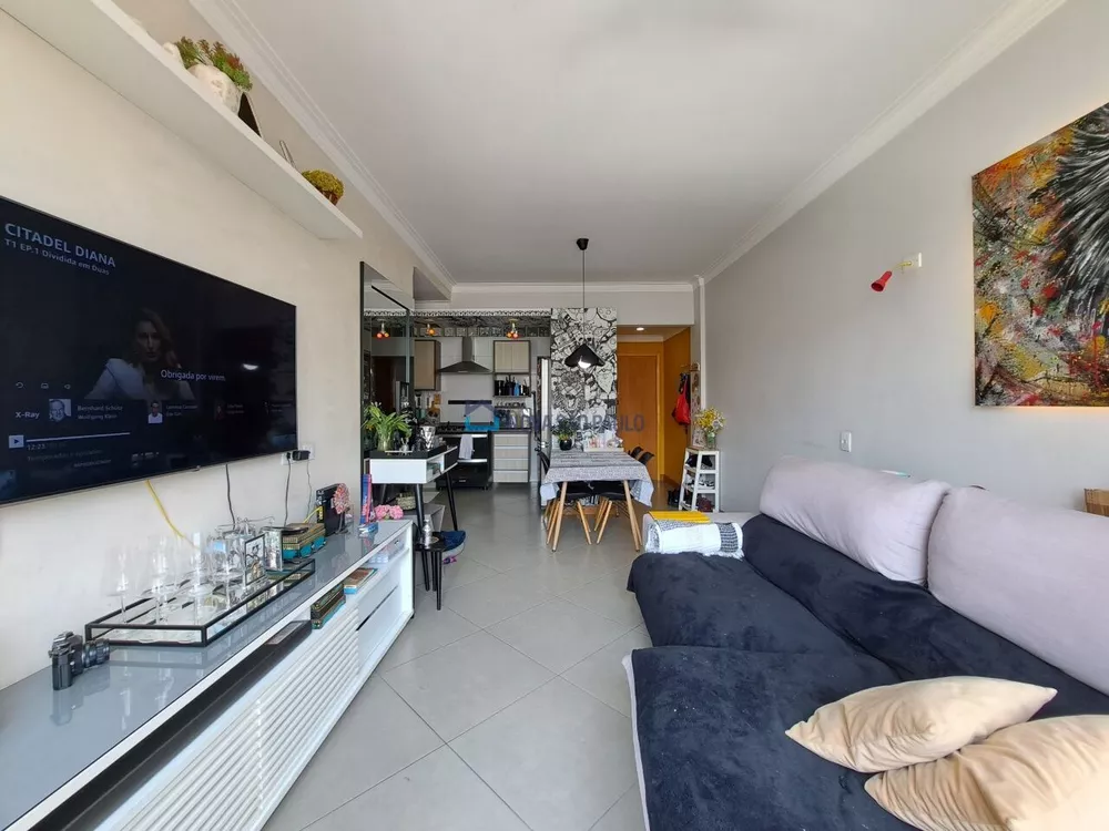 Apartamento à venda com 3 quartos, 93m² - Foto 3