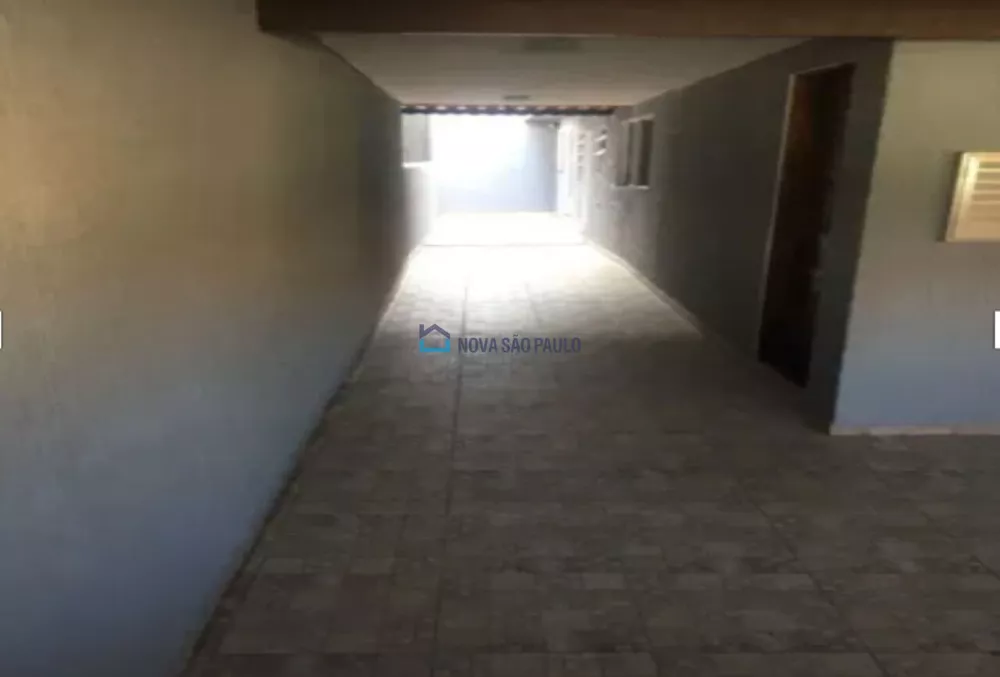 Casa à venda com 4 quartos, 143m² - Foto 2