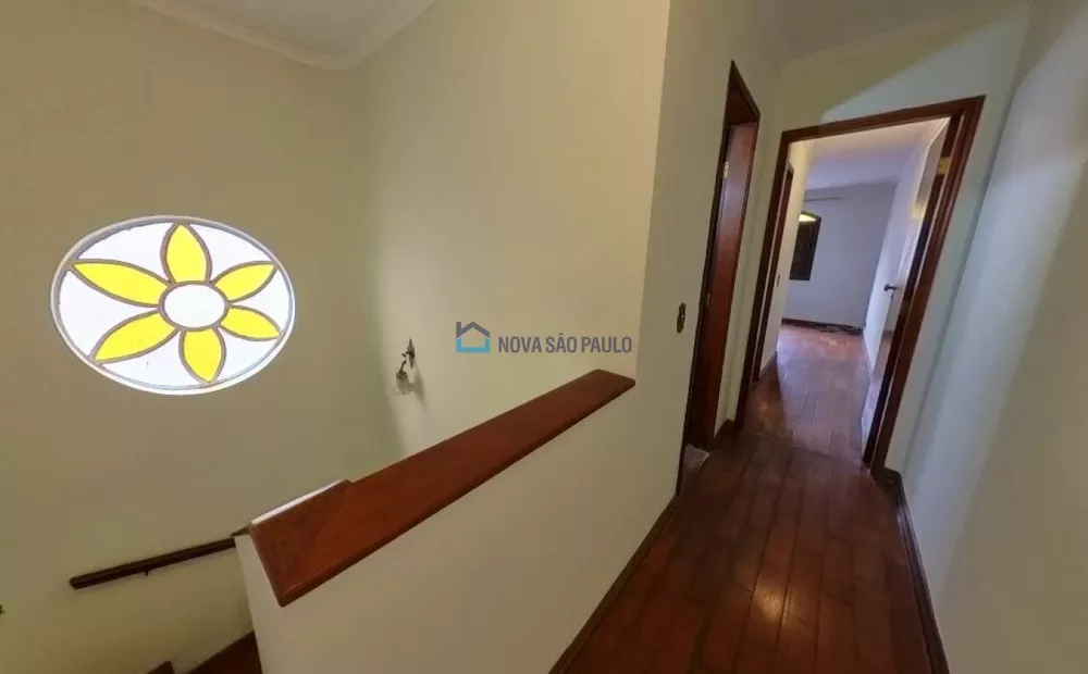 Casa à venda com 3 quartos, 168m² - Foto 4